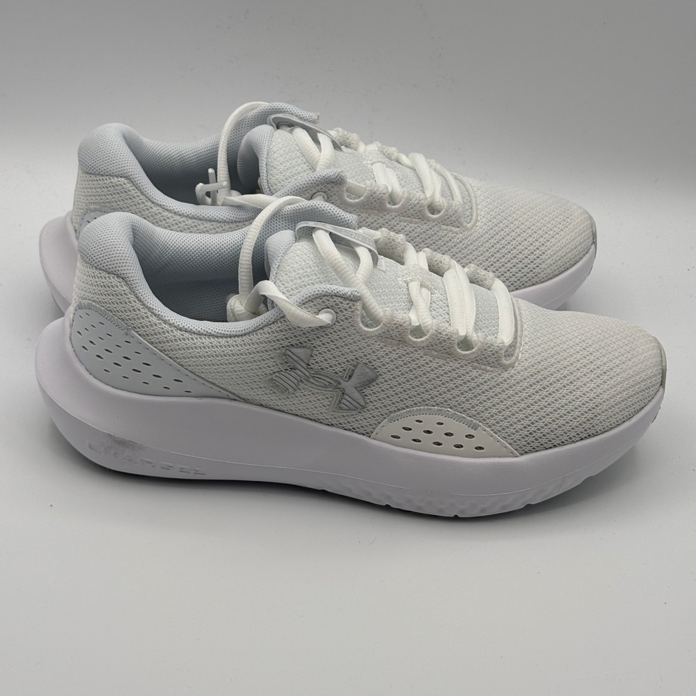 Under Armour Charged Surge 4 Shoes Womens Size 6 White Gray Running 3027007-100
